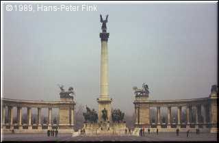 Ein ziemlich groer Platz